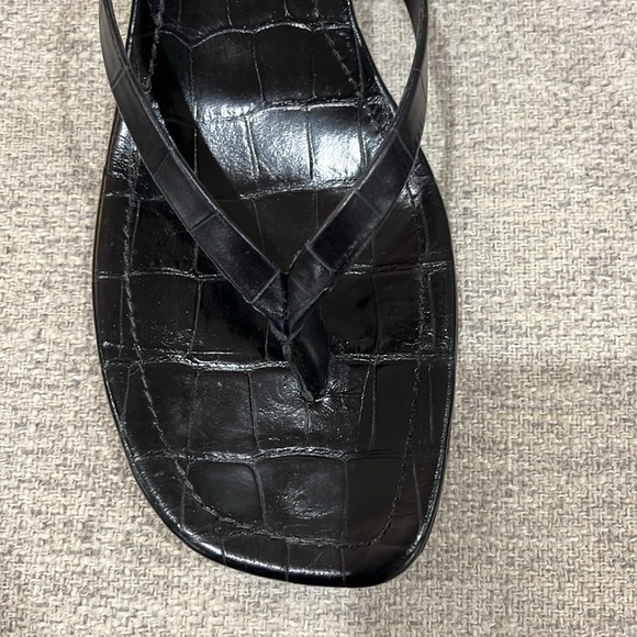 Schutz Sandal - Picture 3 of 4